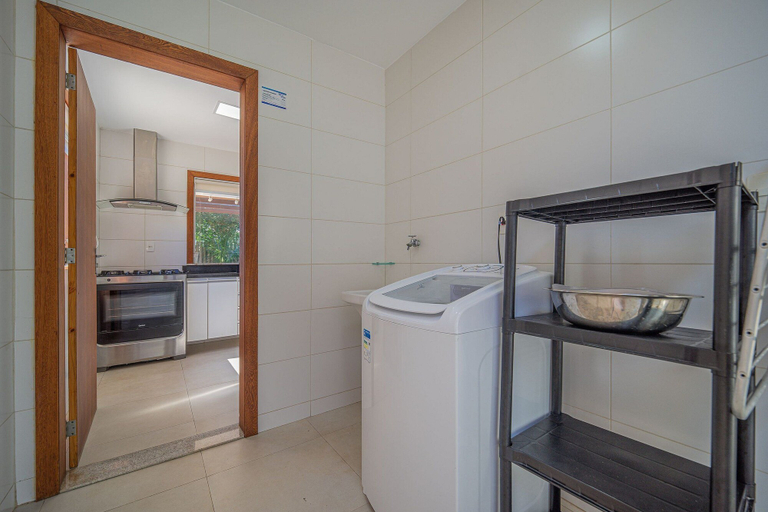 Bathroom, Bz38 Casa a 200m praia piscina privativa, Armação dos Búzios
