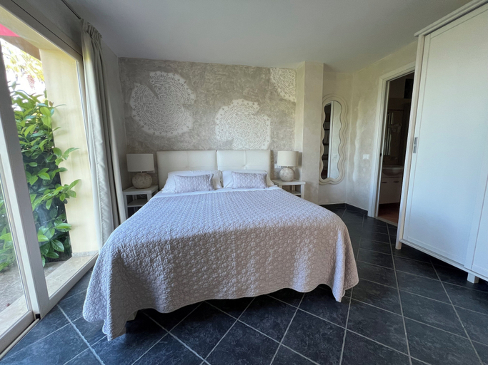 Bedroom 9
