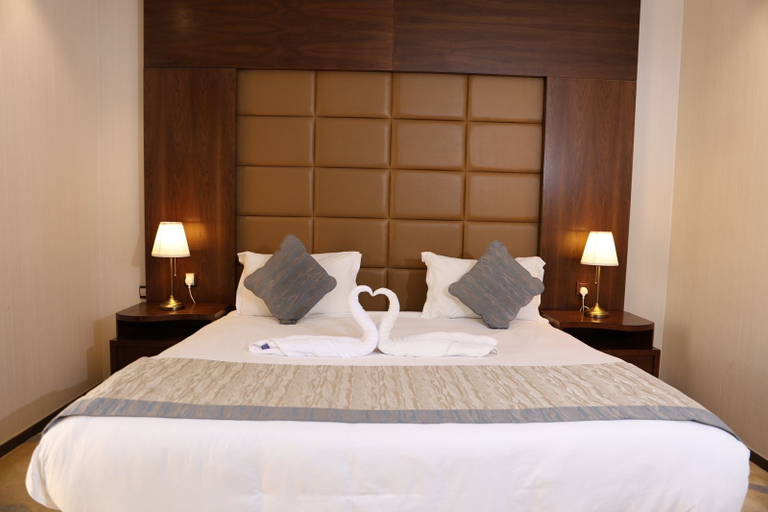 Bedroom 2, Alfursan Almotahida Hotel, Jeddah