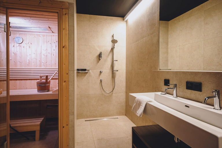 Room 2, Fortuna View - Superior Apartment V, Zell am See