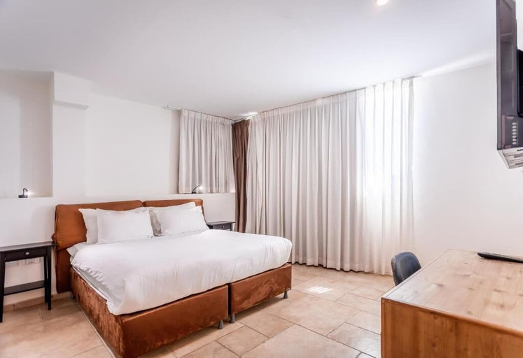 Bedroom 4, Briaa Hotel, Jenin