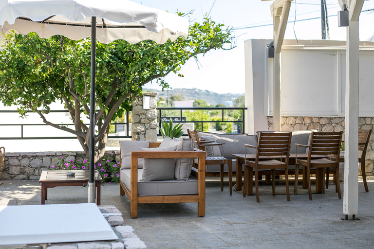 Others 5, Olevia Comfort, South Aegean