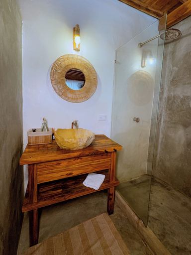 Bathroom, Casa Dos Almas, Santa Marta (Dist. Esp.)