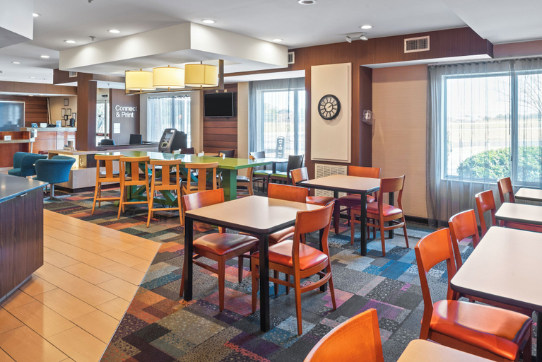 Food & Drinks 5, Fairfield Inn & Suites by Marriott Columbus, Muscogee