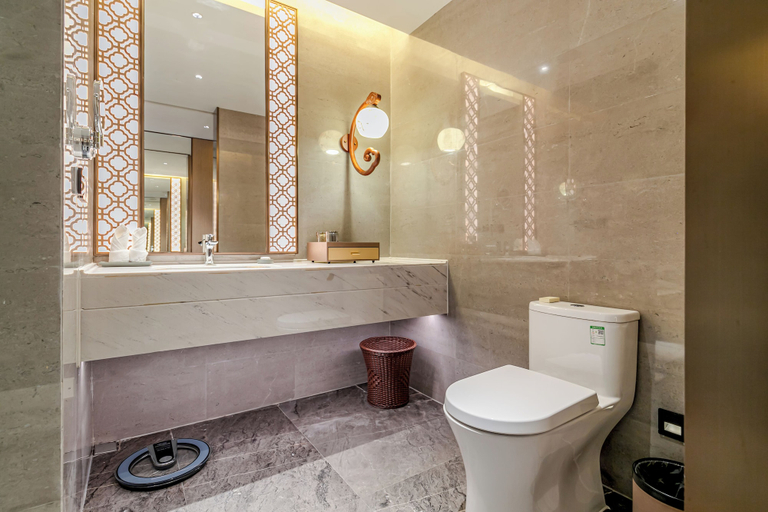 Bathroom, LN DONGFANG Changzhou Island Guangzhou - Free shuttle bus services will be provided during Canton Fair, Guangzhou