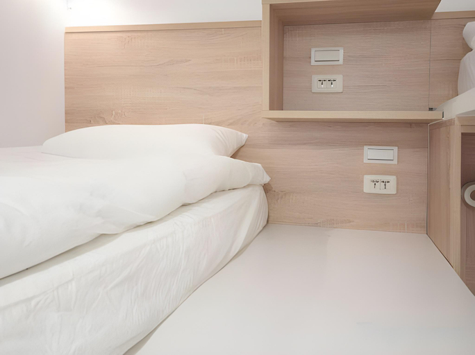 Bedroom 2, OwlStay Flip Flop Hostel Garden, Taipei City