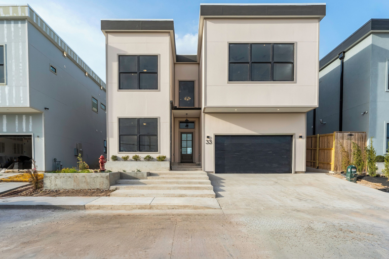 Exterior & Views 2, Spacious Bay, Cameron
