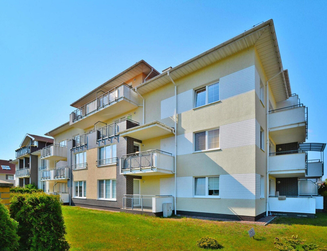 Exterior & Views 2, Comfortable Apartment, Ground Floor, Balcony, Kołobrzeg
