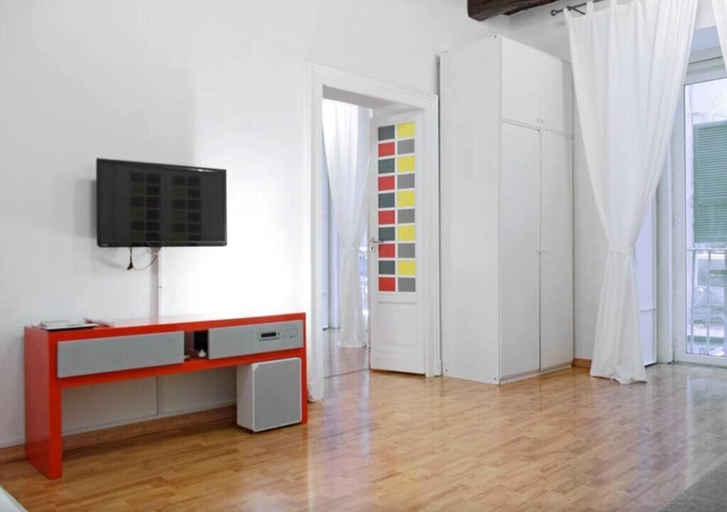 Others 5, Appartamento Casa toledo, Napoli