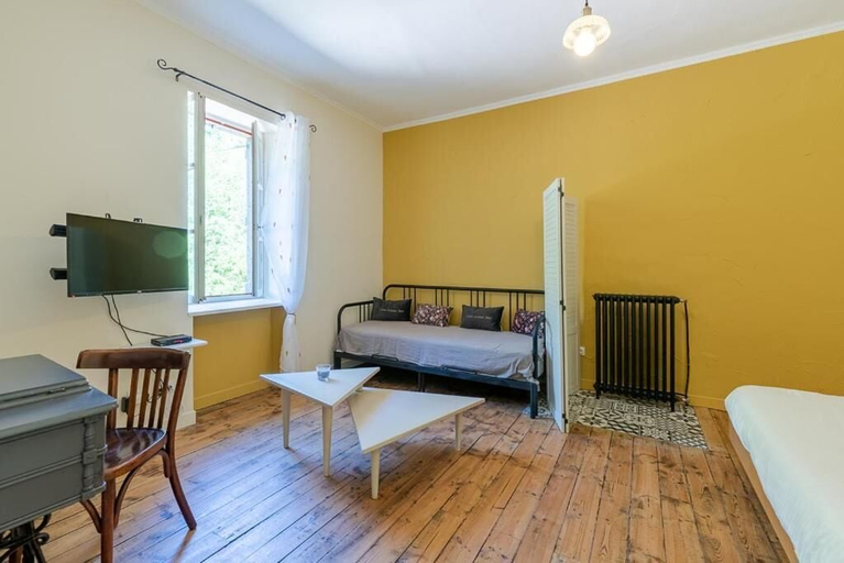 Bedroom 3, La Souliere, Aveyron
