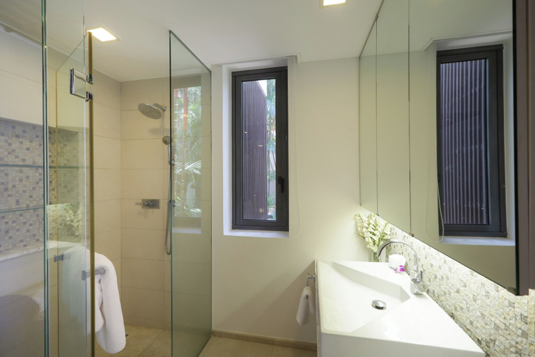 Bathroom 5, Panoramic View The Heights Kata Beach B1, Pulau Phuket