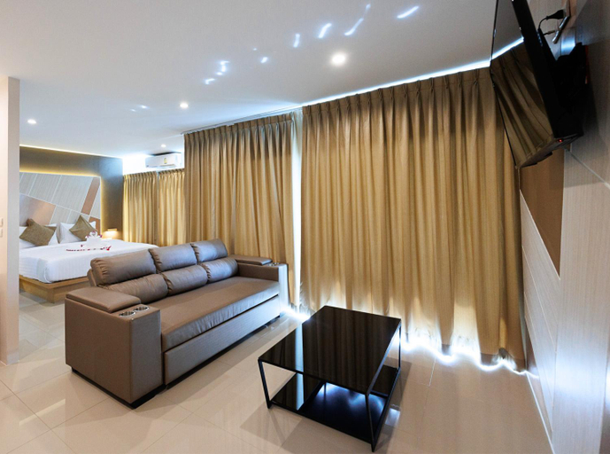 Bedroom 12