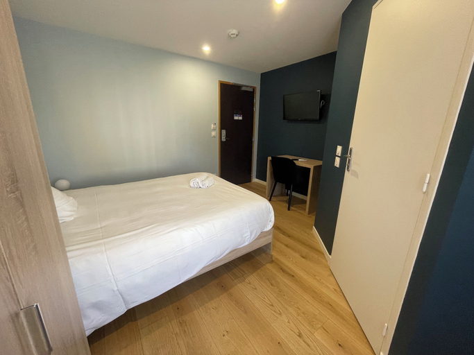 Bedroom 3, Hôtel Le Celtic, Val-d'Oise