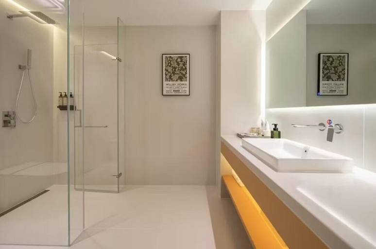 Bathroom 4, Baoyue Hotel Kunming, Kunming