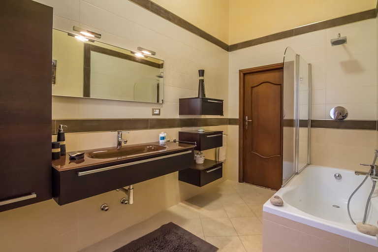 Bathroom 5, Villa Lazzari B&B Tra i due Mari, Lecce