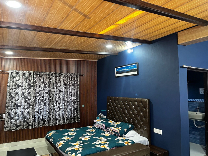 Bedroom 2, The Golden Leaves Cafe And Cottages, Champawat
