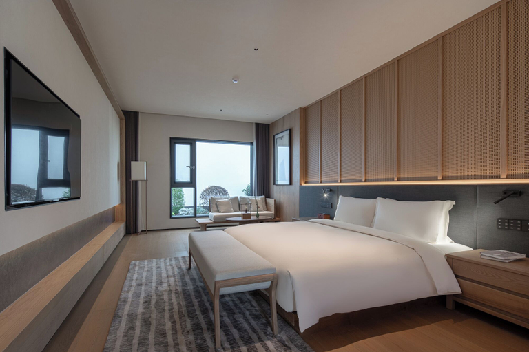 Bedroom 3, Huangshan Misty Rain Resort Hotel, Huangshan