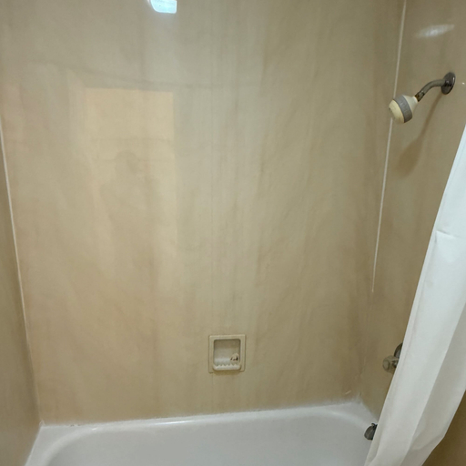 Bathroom 5, Sherman Inn, Grayson
