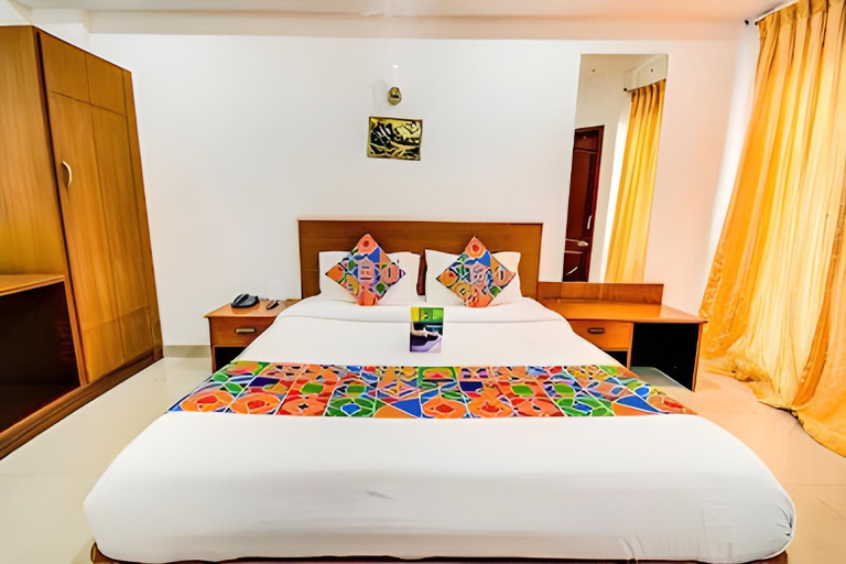 Bedroom 2, Hotel Kurunji Meridian, Dindigul