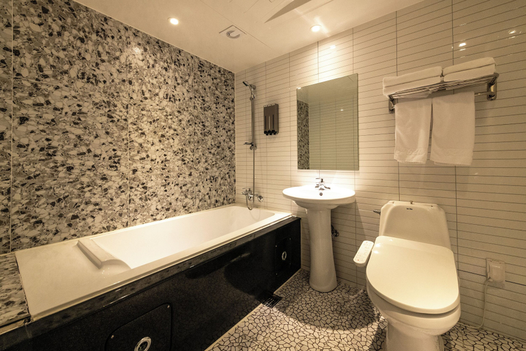 Bathroom 3, H Avenue Chuncheon, Chuncheon