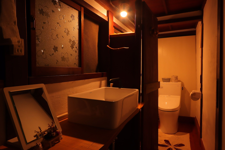 Bathroom, MORINOMOMU, Shūnan