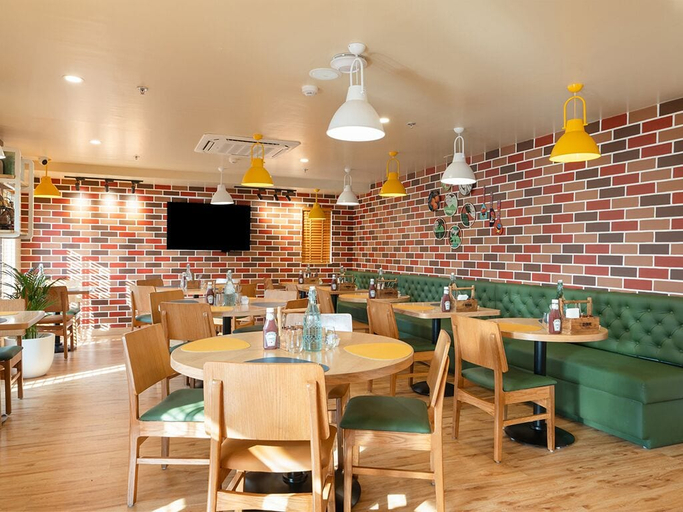Food & Drinks 5, Bloom Hotel Saki Vihar, Mumbai Suburban