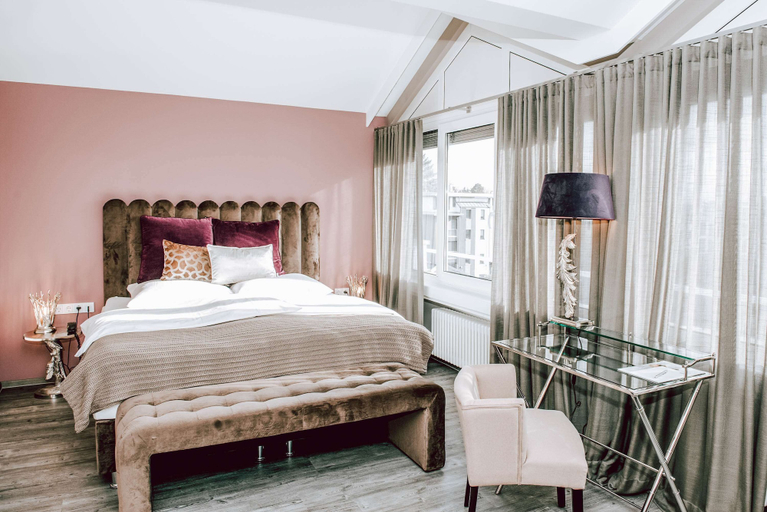 Bedroom 12