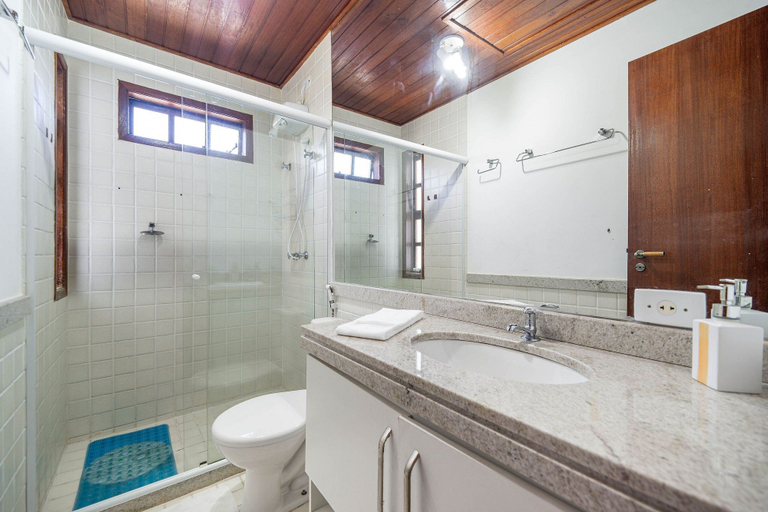 Bathroom 3, Bz49 Casa 350m da praia Condomínio, Armação dos Búzios