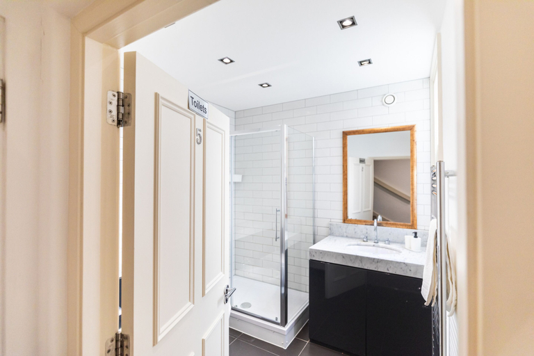 Bathroom 3, Mayfair Residences, London