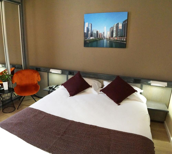 Bedroom 3, Hotel Ariana, Rhône