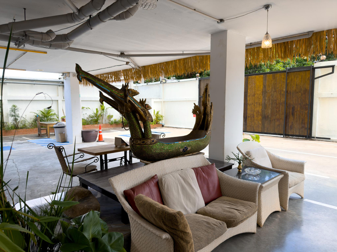 Public Area 2, Breezewood Bangkok Hotel, Chatuchak