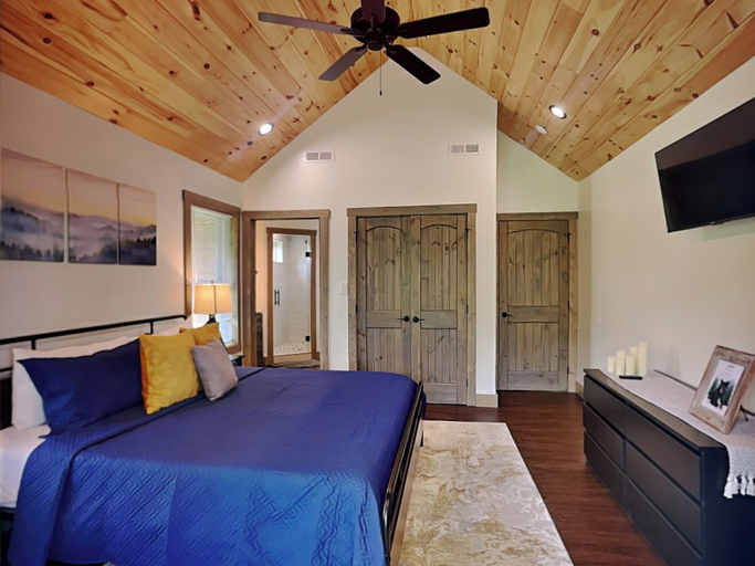 Bedroom 3, Wears Haven, Sevier