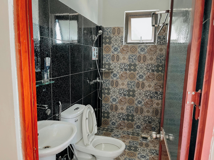 Bathroom 4, Oriana Dalat, Đà Lạt