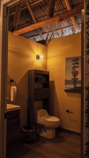 Bathroom 4, Palm Valley Cabins, Mazatlán