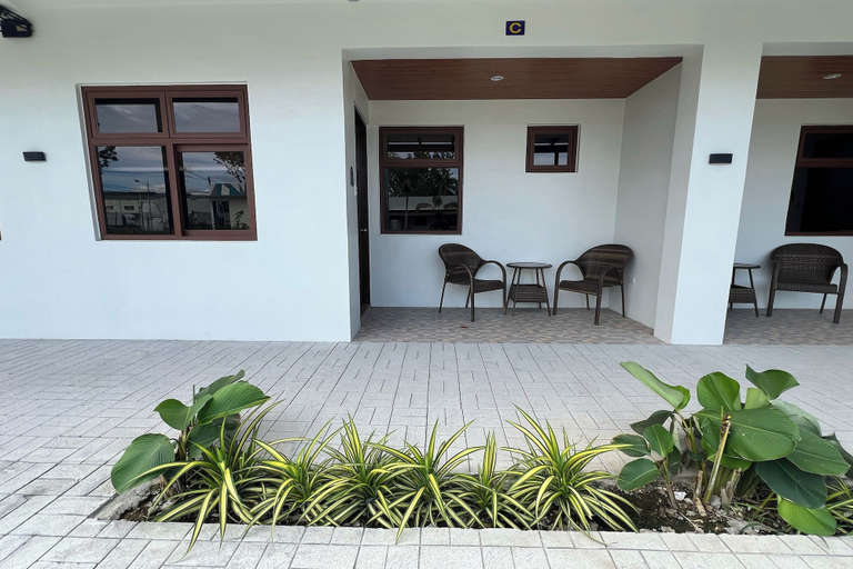 Others 5, Serenity Suites, San Rafael