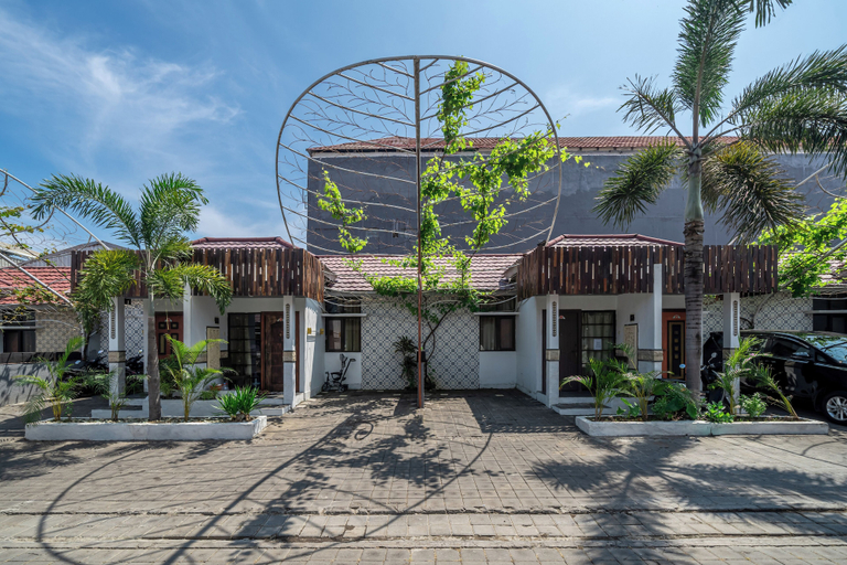 Exterior & Views 2, Senyum Bali inn, Denpasar