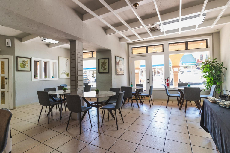 Food & Drinks 5, Hotel Lumberjack, Tuolumne