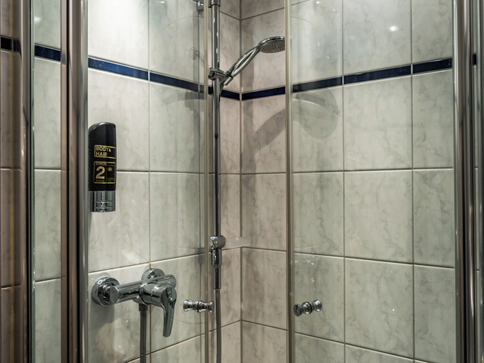 Bathroom 5, Wetzlarer Hof Hotel & Restaurant, Lahn-Dill-Kreis
