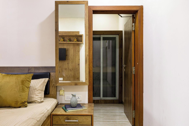 Bedroom 3, Geeta Bhawan, Raigarh