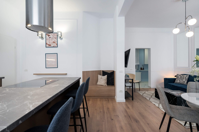 Others 5, Contemporary Aparthotel 2-BR Flats Near Old Town, Quiet & Serene, Municipiul Bucuresti