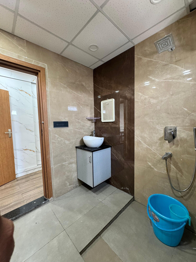 Bathroom 4, HOTEL MADHAVA RESIDENCY, East Godavari