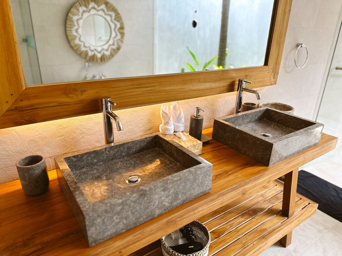 Bathroom 3, Villa Pacha Seminyak, Badung