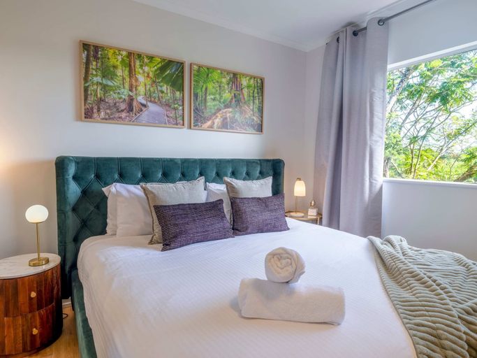 Bedroom 3, Leaf Luxe - 9 Pools BBQ Gym, Cairns