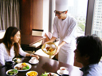 Others 3, Hotel Hikari Hills, Hikari
