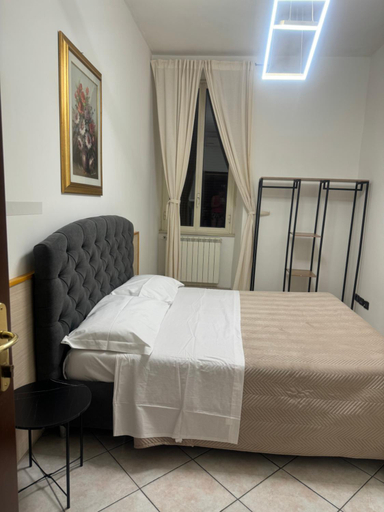 Others 4, appartamento Larisarooms, Rome
