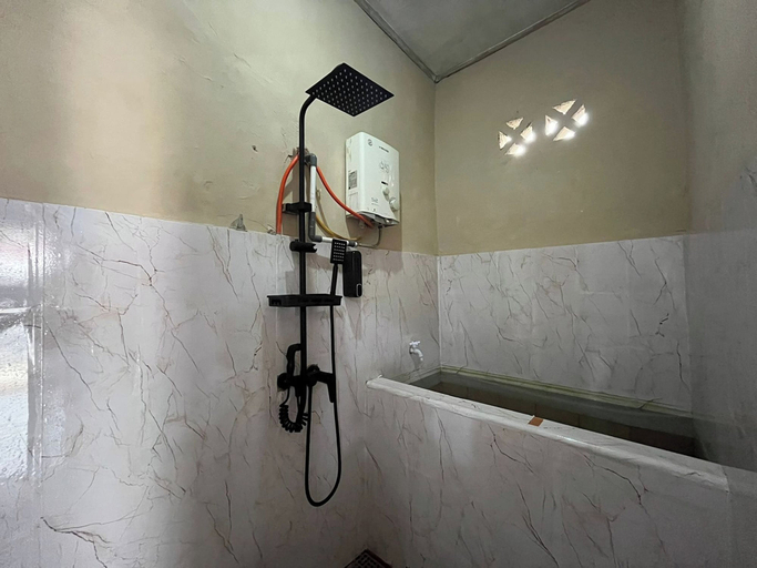 Bathroom 5, Villa Palacios Syari'ah Bukittinggi, Bukittinggi