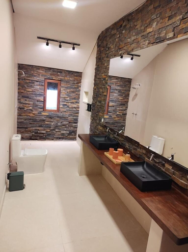 Bathroom 4, Pousada Jaya Boutique, Touros