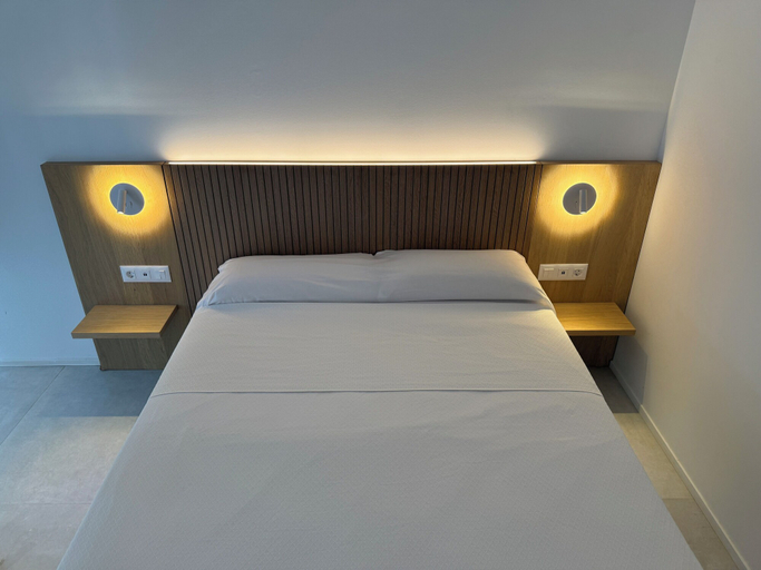 Bedroom 2, MYO Barcelona Hotel & Apartments, Barcelona