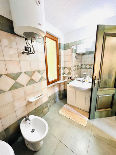Bathroom 3, Appartamenti San Teodoro II, Nuoro