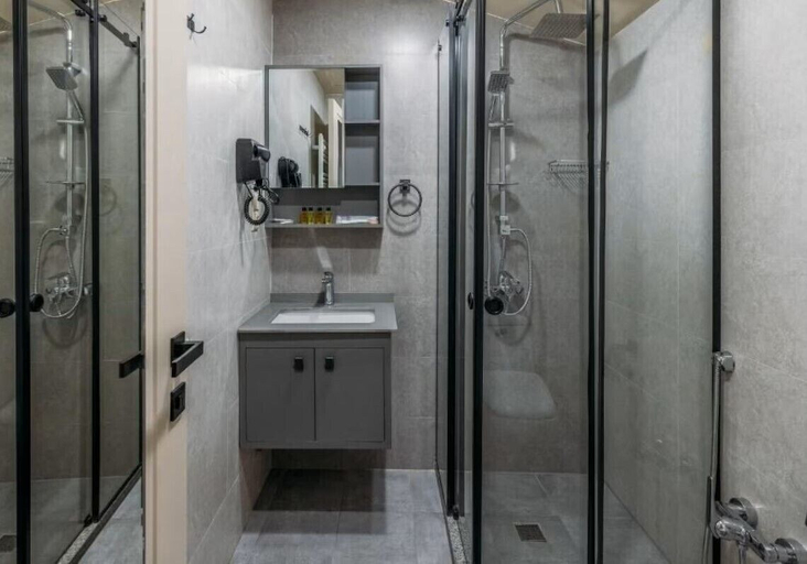 Bathroom, LAHORE TBILISI HOTEL, Tbilisi